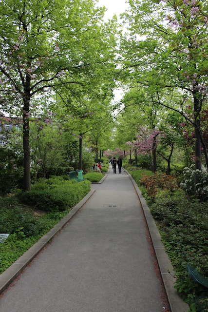Off the Tourist Path in Paris 2015 04 17 at 06 49 32 - Off the Tourist Path in Paris